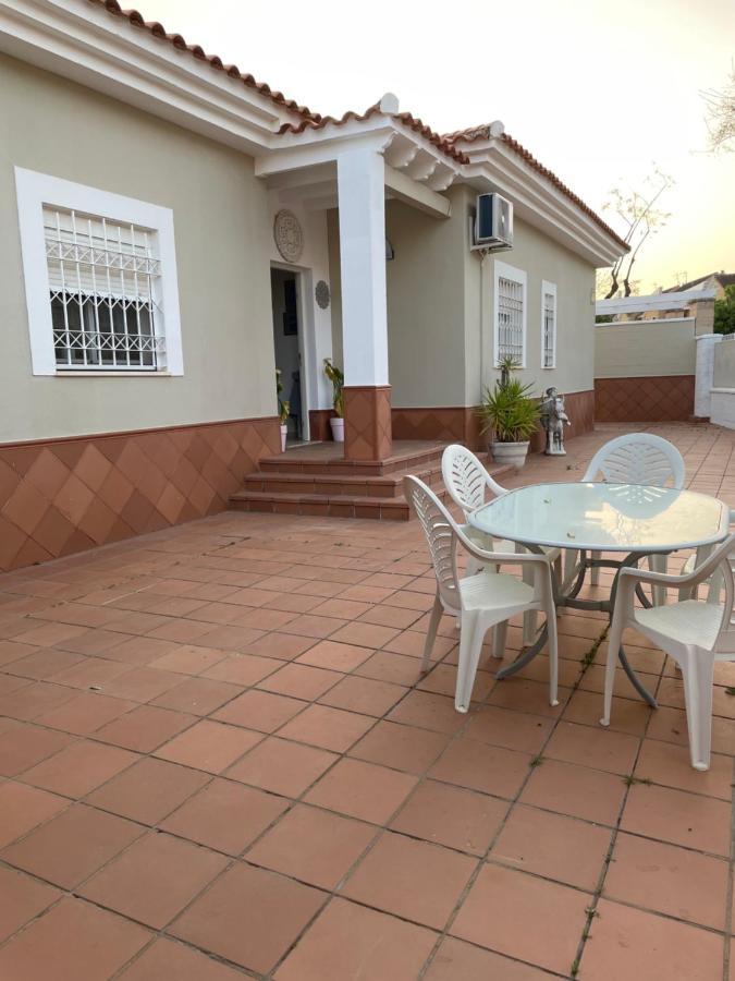 Villa Triana Sewilla Zewnętrze zdjęcie